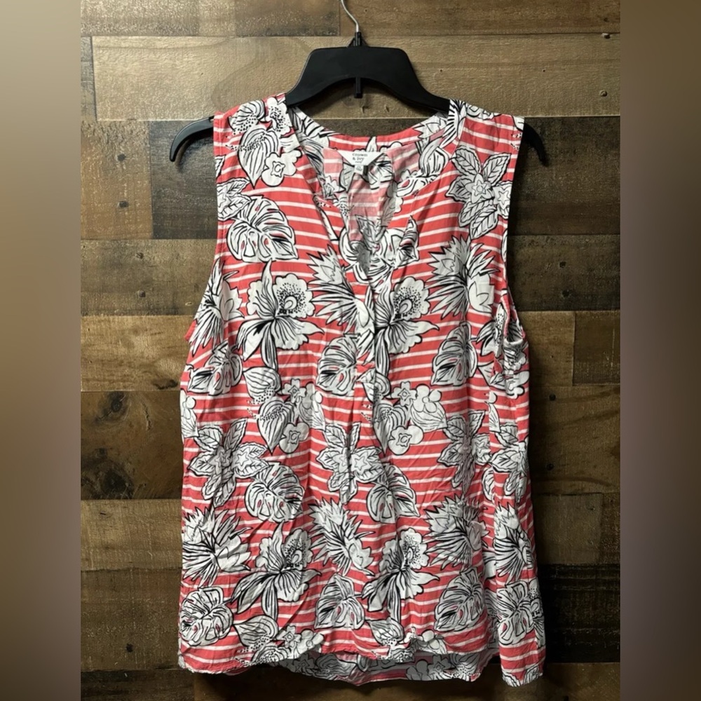 Crown & Ivy 2X Pink White Stripe With Palm Pattern Top Sleeveless Blouse Rayon